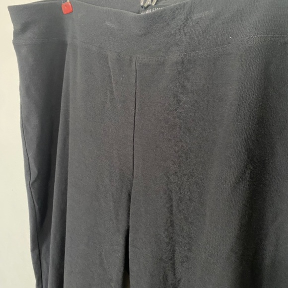 Eileen Fisher Black Slim Ankle Pull-On Pants | Organic Cotton Blend | Size Large - Picture 3 of 7